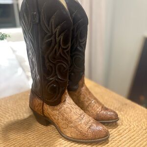 Western Cowboy Boots - Brown